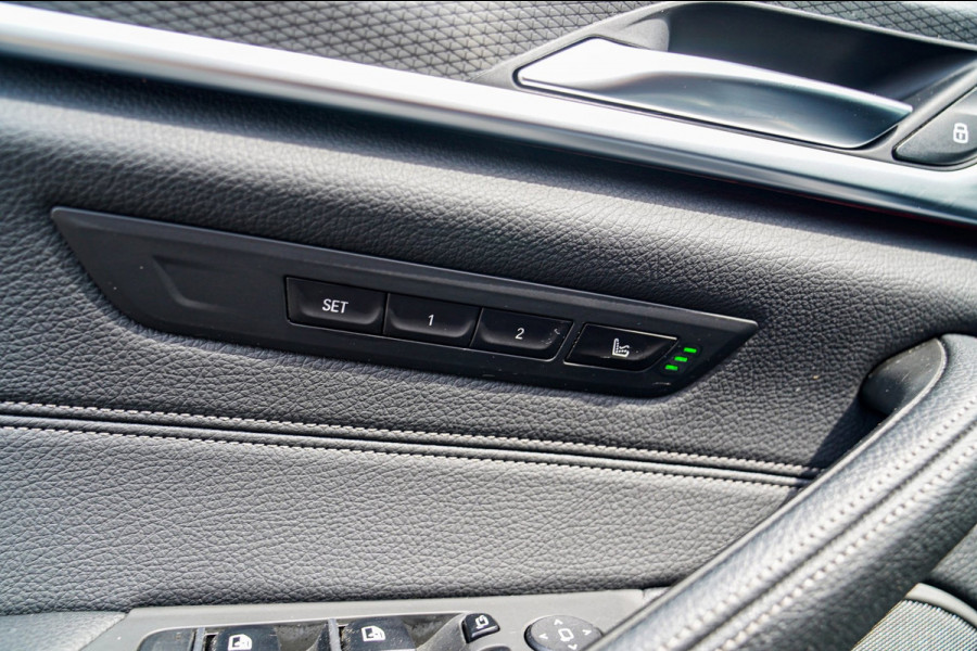 BMW 5 Serie M550i xDrive Business Edition Plus | Head up Display | Stoelverkoeling | Massage | Harman\/Kardon | 360 Camera