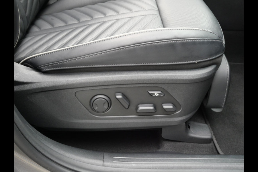Kia Sorento 1.6 T-GDi Plug-in Hybrid 4WD ExecutiveLine 7p | Side Steps | Schuif-kanteldak | Stoelverwarming-ventilatie | Carplay | keyless |