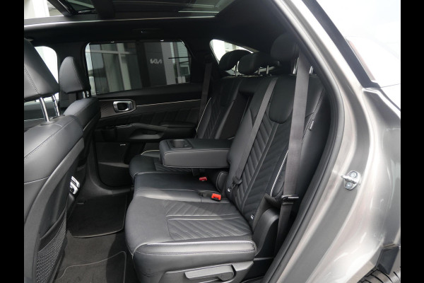 Kia Sorento 1.6 T-GDi Plug-in Hybrid 4WD ExecutiveLine 7p | Side Steps | Schuif-kanteldak | Stoelverwarming-ventilatie | Carplay | keyless |