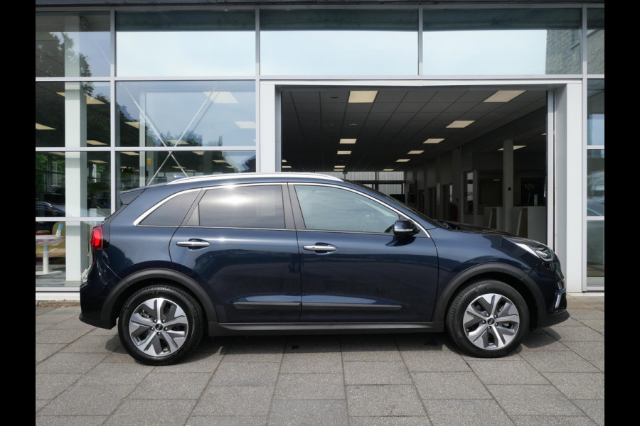 Kia e-Niro ExecutiveLine 64 kWh | SOH 95,1% | Trekhaak | Schuif-kanteldak | Stoelverwarming-ventilatie | Keyless | Navi | Carplay |