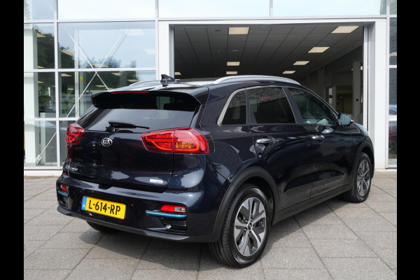 Kia e-Niro ExecutiveLine 64 kWh | SOH 95,1% | Trekhaak | Schuif-kanteldak | Stoelverwarming-ventilatie | Keyless | Navi | Carplay |