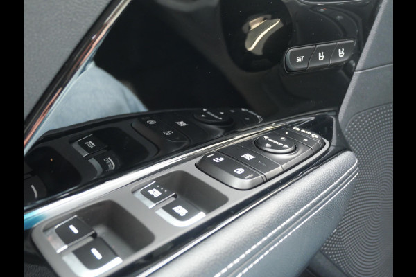 Kia e-Niro ExecutiveLine 64 kWh | SOH 95,1% | Trekhaak | Schuif-kanteldak | Stoelverwarming-ventilatie | Keyless | Navi | Carplay |