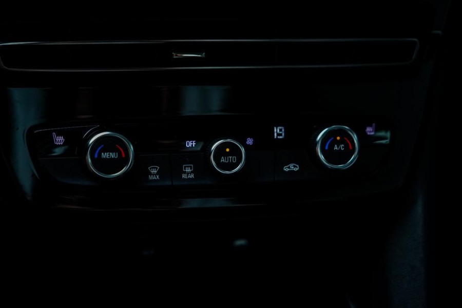 Opel Mokka Electric Edition 50 kWh / Warmtepomp / Zwart Metallic / 1 Eigenaar