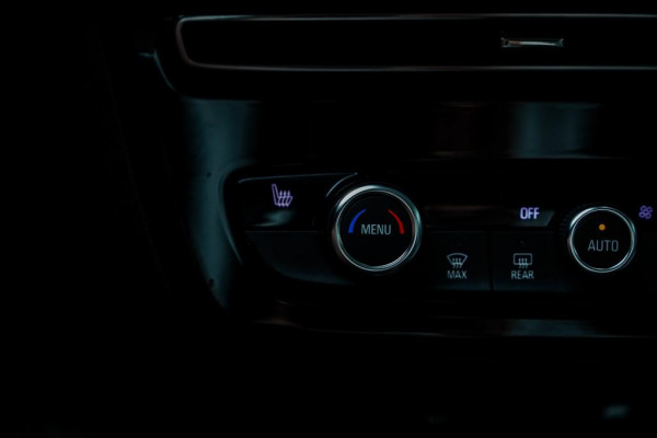 Opel Mokka Electric Edition 50 kWh / Warmtepomp / Zwart Metallic / 1 Eigenaar