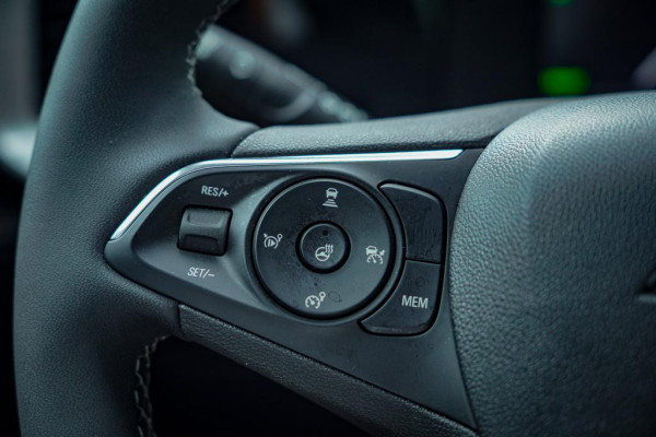 Opel Mokka Electric Edition 50 kWh / Warmtepomp / Zwart Metallic / 1 Eigenaar