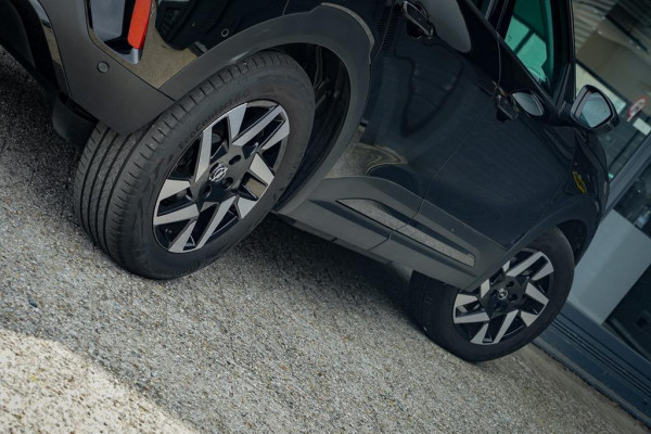 Opel Mokka Electric Edition 50 kWh / Warmtepomp / Zwart Metallic / 1 Eigenaar