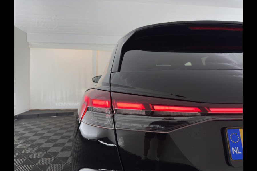 Audi Q4 e-tron 40 Launch S-Line Edition Competition 77 kWh [3-Fase-11kW] {SoH-89%} (INCL-BTW) *HEAT-PUMP | LEATHER | MATRIX-LED | SONOS-SOUND | ADAPTIVE-CRUISE | HEATED-SPORTSEATS | AMBIENTLIGHT | DIGI-COCKPIT | CAMERA | KEYLESS | HEAD-UP |  DAB+ | TOWBAR | 20''ALU*