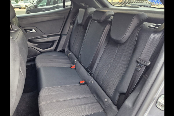 Opel Mokka 1.2 GS EAT8 131PK/Facelift /Led /Cruise /camera