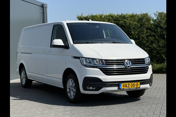 Volkswagen Transporter 2.0 TDI HIGHLINE / L2H1 / TREKHAAK / AIRCO / CRUISE / NAVI / CARPLAY / LMV