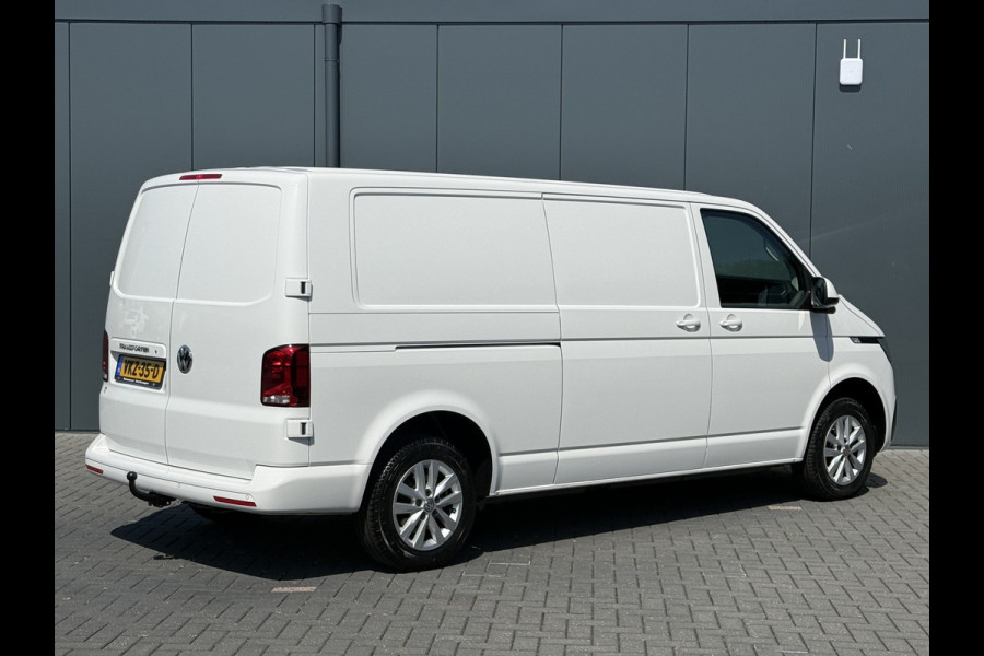 Volkswagen Transporter 2.0 TDI HIGHLINE / L2H1 / TREKHAAK / AIRCO / CRUISE / NAVI / CARPLAY / LMV