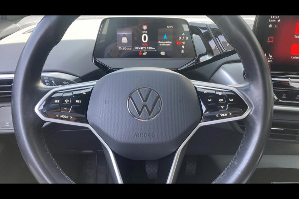 Volkswagen ID.4 Life 77 kWh 204pk | Elek. trekhaak | Warmtepomp | Stoelverwarming | Acc