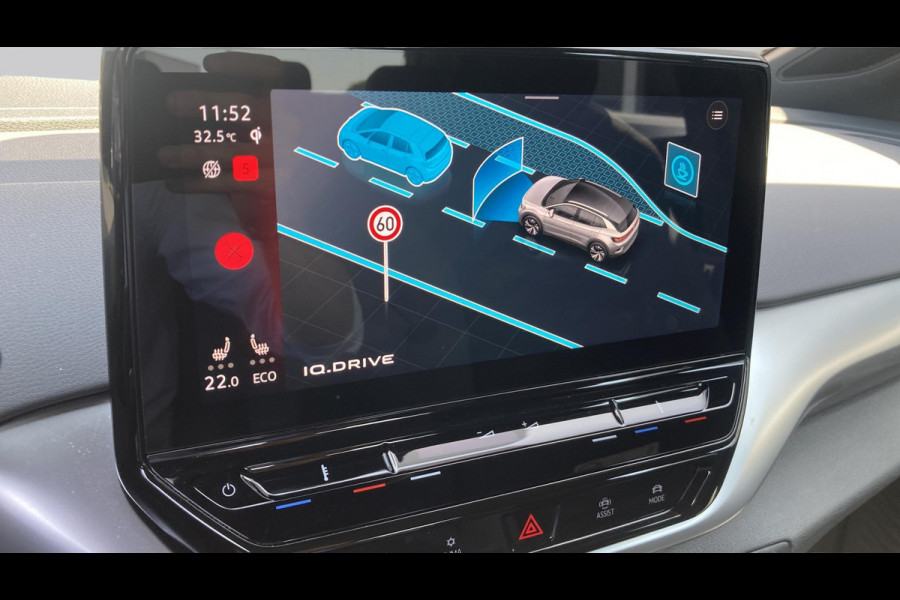 Volkswagen ID.4 Life 77 kWh 204pk | Elek. trekhaak | Warmtepomp | Stoelverwarming | Acc