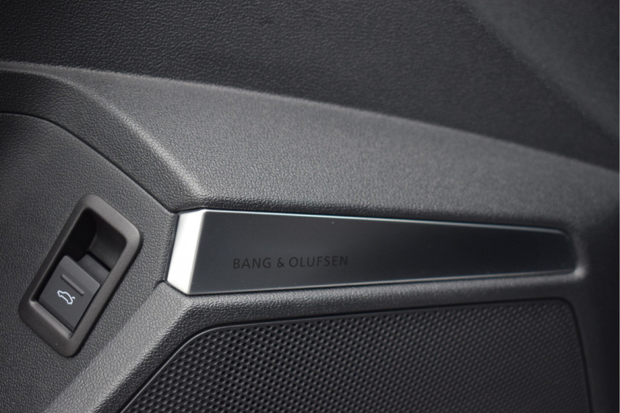 Audi S3 Sportback 2.0 TFSI 310pk Quattro | Pano | Head-Up | B&O | Camera