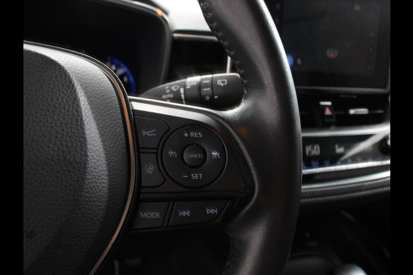 Toyota Corolla Touring Sports 1.8 Automaat Hybrid Business Camera Climate Control Cruise Control Lichtmetalen Velgen Led Parkeersensoren Navigatie Apple Carplay/ Android Auto