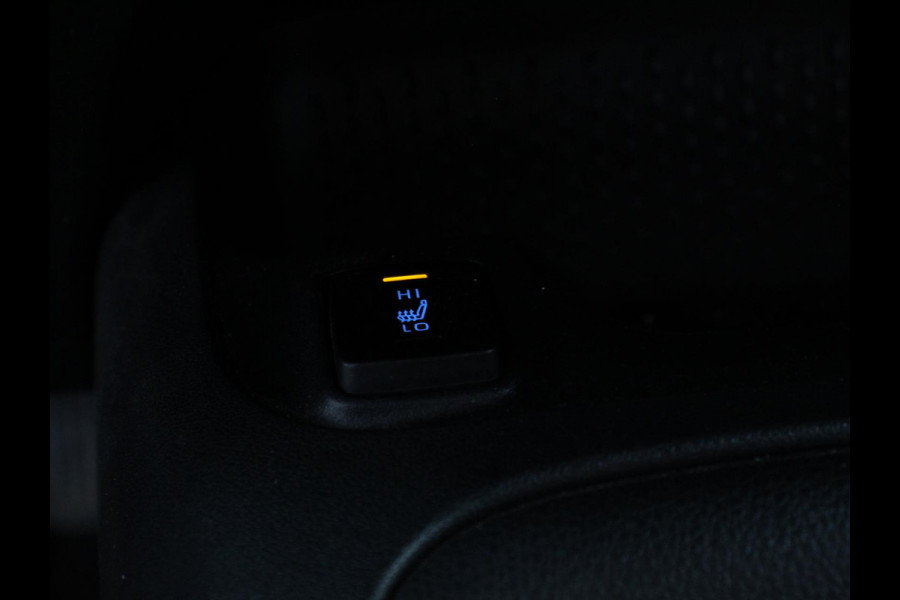 Toyota Corolla Touring Sports 1.8 Automaat Hybrid Business Camera Climate Control Cruise Control Lichtmetalen Velgen Led Parkeersensoren Navigatie Apple Carplay/ Android Auto