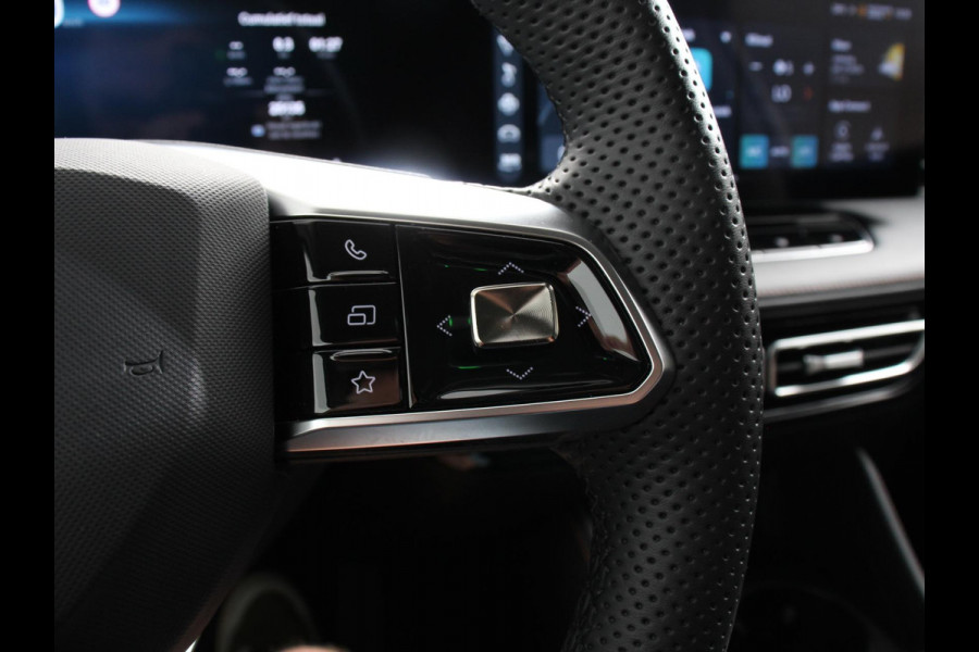 MG HS 1.5 PHEV Luxury Automaat SOH 94% Navigatie Apple Carplay/Android Auto Airco Cruise Control Lichtmetalen velgen Digitaal Dashboard
