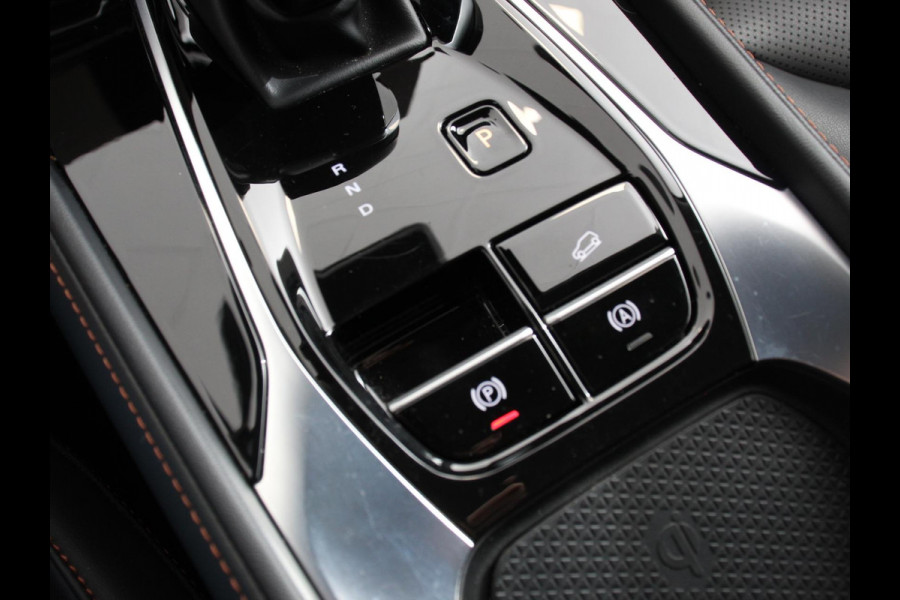 MG HS 1.5 PHEV Luxury Automaat SOH 94% Navigatie Apple Carplay/Android Auto Airco Cruise Control Lichtmetalen velgen Digitaal Dashboard