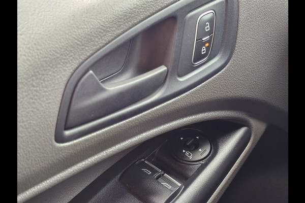 Ford Transit Connect 1.5 EcoBlue L2 Trend Automaat | Cruise control | Navigatie | Achteruitrijcamera | Trekhaak