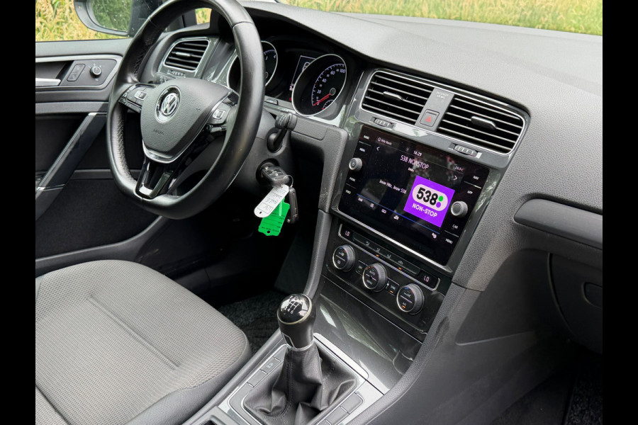 Volkswagen Golf 1.0 TSI Comfortline | Adaptief Cruise + Airco + Carplay Nu € 11.650,-!!!