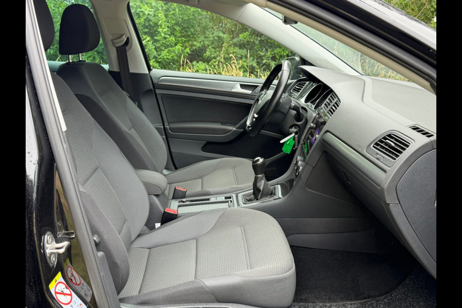 Volkswagen Golf 1.0 TSI Comfortline | Adaptief Cruise + Airco + Carplay Nu € 11.650,-!!!