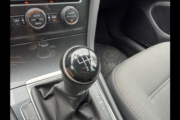Volkswagen Golf 1.0 TSI Comfortline | Adaptief Cruise + Airco + Carplay Nu € 11.650,-!!!