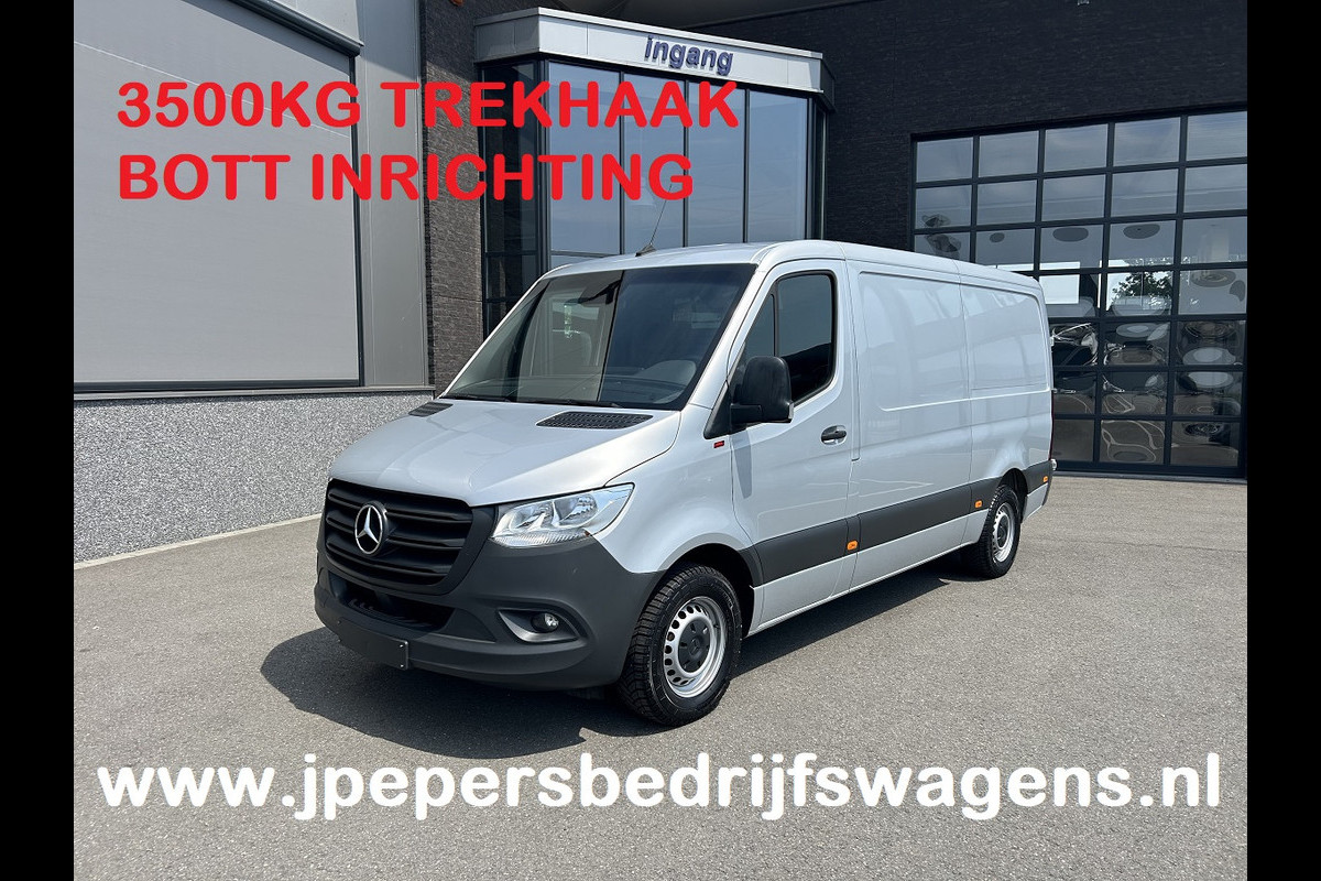 Mercedes-Benz Sprinter 315 CDI L2 H1 RWD 3500KG Trekhaak / BOTT Inrichting / MBUX 10.25 / Navigatie / Cruise control / Airco / 270 Graden achterdeuren