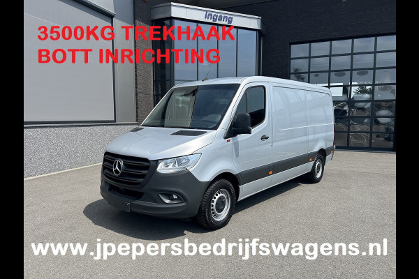 Mercedes-Benz Sprinter 315 CDI L2 H1 RWD 3500KG Trekhaak / BOTT Inrichting / MBUX 10.25 / Navigatie / Cruise control / Airco / 270 Graden achterdeuren