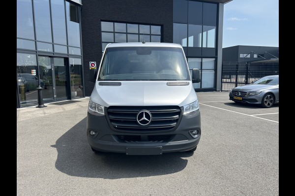 Mercedes-Benz Sprinter 315 CDI L2 H1 RWD 3500KG Trekhaak / BOTT Inrichting / MBUX 10.25 / Navigatie / Cruise control / Airco / 270 Graden achterdeuren