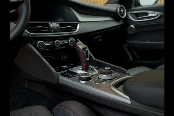 Alfa Romeo Giulia 2.0 T GME AWD Competizione | Harman/Kardon | Adapt. cruise | Veloce stoelen | carplay
