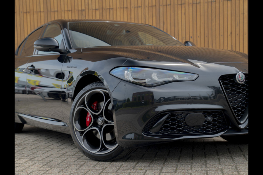 Alfa Romeo Giulia 2.0 T GME AWD Competizione | Harman/Kardon | Adapt. cruise | Veloce stoelen | carplay