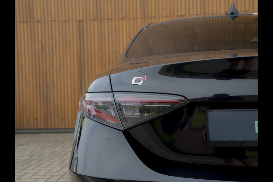Alfa Romeo Giulia 2.0 T GME AWD Competizione | Harman/Kardon | Adapt. cruise | Veloce stoelen | carplay