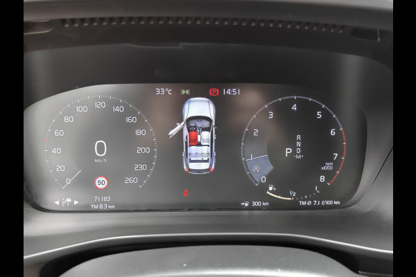 Volvo XC40 T2 130PK Momentum Business | BLIS | Camera Achter | PDC V+A | Carplay | Adapt. Cruise
