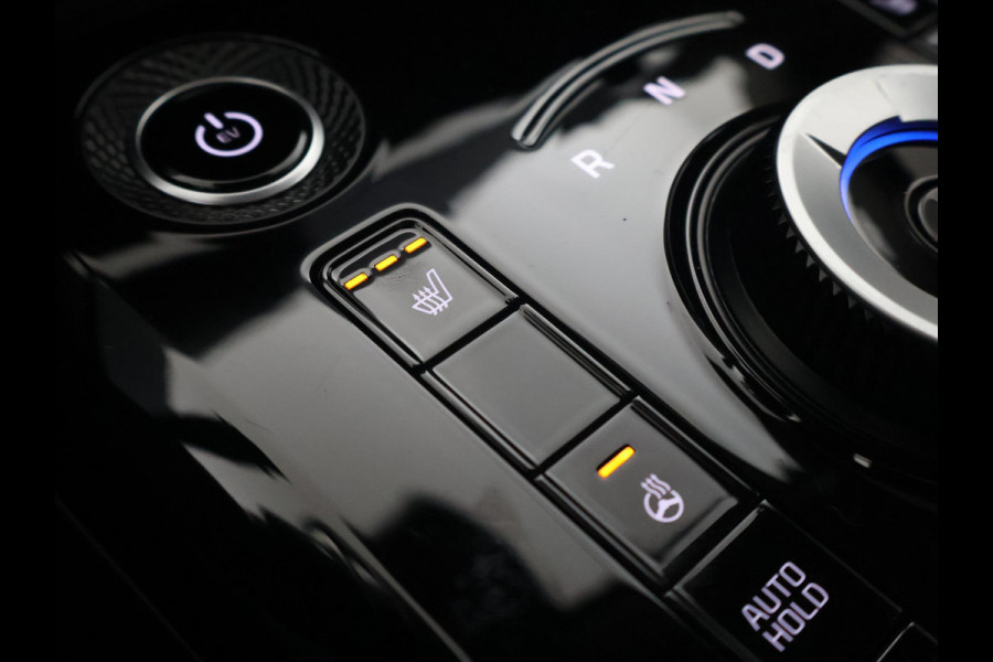 Kia Niro EV DYNAMICPLUSLINE 64.8 kWh + SCHUIFDAK | LEDER | HEAD-UP | CAMERA | SFEERVERLICHTING | ADAPTIVE CRUISE