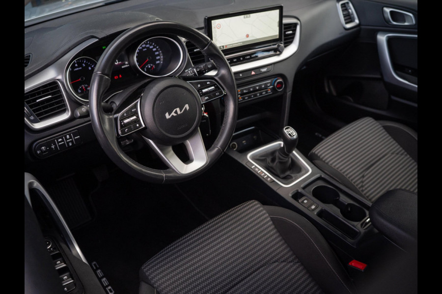 Kia Ceed 1.0 T-GDi DynamicLine Carplay / Camera / Led / DAB