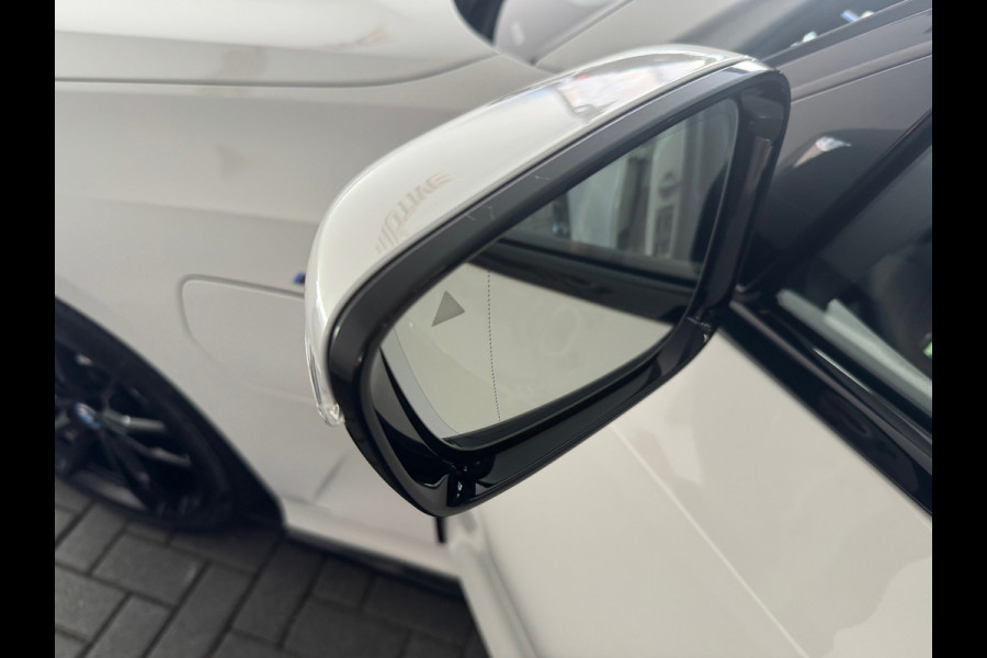 BMW 3 Serie Touring 330e M Sport HuD|Keyless|Sfeer|Camera