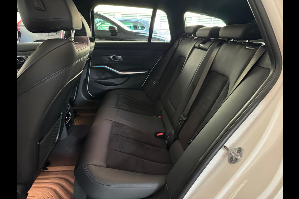 BMW 3 Serie Touring 330e M Sport HuD|Keyless|Sfeer|Camera