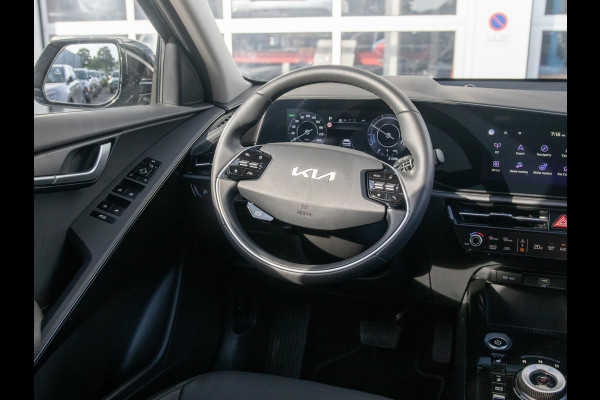 Kia Niro EV Plus 64.8 kWh l Stoel Stuurverwarming l Lederlook bekleding l SOH 99,1% l