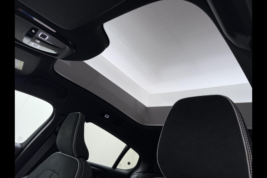 Volvo C40 Recharge Core 69 kWh SOH 93%|VOLVO DEALER ONDERHOUDEN| ACHTERUITRIJCAMERA| PANORAMADAK| STOEL + STUURVERWARMING| RIJKLAARPRIJS INCL. 12 MAANDEN BOVAG GARANTIE|