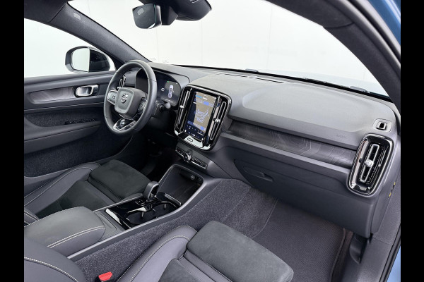 Volvo C40 Recharge Core 69 kWh SOH 93%|VOLVO DEALER ONDERHOUDEN| ACHTERUITRIJCAMERA| PANORAMADAK| STOEL + STUURVERWARMING| RIJKLAARPRIJS INCL. 12 MAANDEN BOVAG GARANTIE|