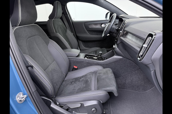 Volvo C40 Recharge Core 69 kWh SOH 93%|VOLVO DEALER ONDERHOUDEN| ACHTERUITRIJCAMERA| PANORAMADAK| STOEL + STUURVERWARMING| RIJKLAARPRIJS INCL. 12 MAANDEN BOVAG GARANTIE|