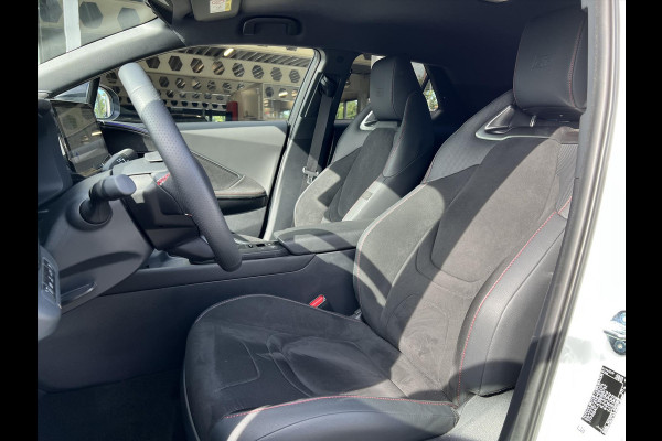 Toyota C-HR 2.0 PHEV GR Sport | JBL, Geheugenfunctie, Stoel + Stuurverwarming, Groot scherm, 19 inch, Blind spot, Parkeersensoren