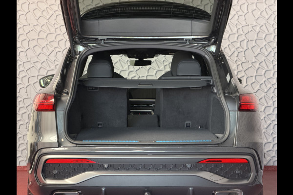 Audi Q5 2.0 TFSI E-HYBRID PANO LEER 360CAM PAS.DISPLAY TREKHAAK QUATTRO 300 PK S-EDITION MATRIXX LED ELEK.STOEL. S-LINE S LINE