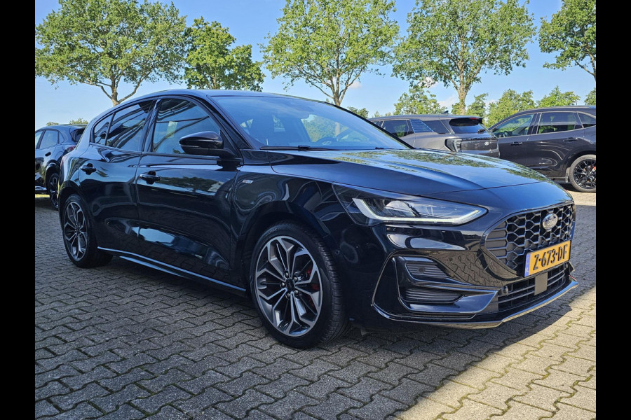 Ford Focus 1.0 EcoBoost Hybrid ST Line X 155 pk automaat | Full led | Adaptrive cruise | Dodehoekdetectie | Camera | 18'' | Virtual cockpit | Keyless etc.