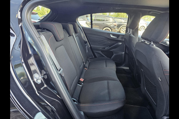 Ford Focus 1.0 EcoBoost Hybrid ST Line X 155 pk automaat | Full led | Adaptrive cruise | Dodehoekdetectie | Camera | 18'' | Virtual cockpit | Keyless etc.