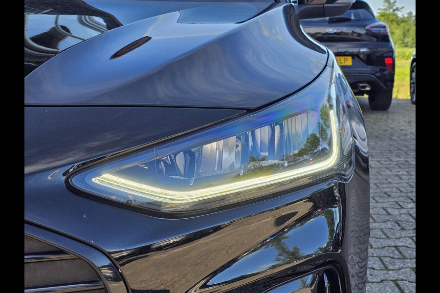 Ford Focus 1.0 EcoBoost Hybrid ST Line X 155 pk automaat | Full led | Adaptrive cruise | Dodehoekdetectie | Camera | 18'' | Virtual cockpit | Keyless etc.