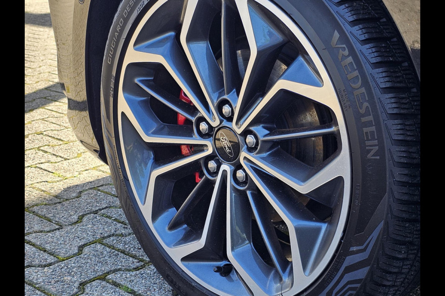 Ford Focus 1.0 EcoBoost Hybrid ST Line X 155 pk automaat | Full led | Adaptrive cruise | Dodehoekdetectie | Camera | 18'' | Virtual cockpit | Keyless etc.