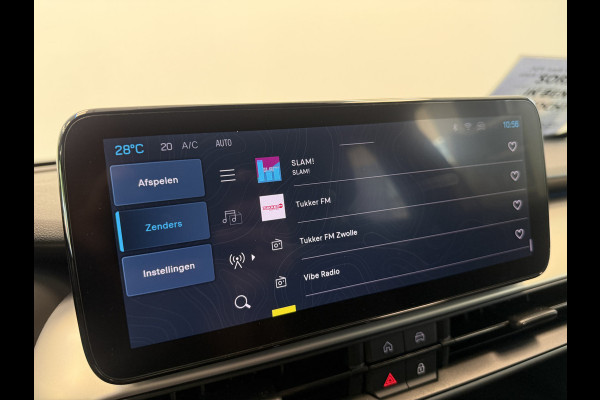 Jeep Avenger Altitude 54 kWh SOH 97% Navi PDC ACC Carplay/Android Auto 24 Maanden garantie* (Vraag naar de voorwaarden)