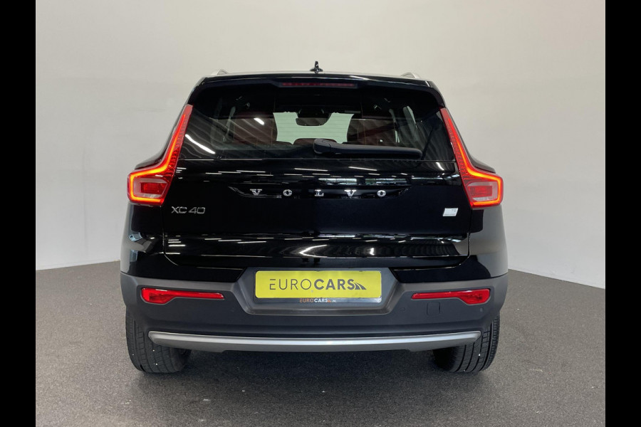 Volvo XC40 1.5 T5 Recharge Inscription Navigatie Apple Carplay Android Auto Camera Parkeersensoren Cruise Control Leder Full LED Stoel- en stuurverwarming Climate Control Lichtmetalen velgen