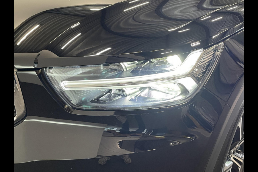 Volvo XC40 1.5 T5 Recharge Inscription Navigatie Apple Carplay Android Auto Camera Parkeersensoren Cruise Control Leder Full LED Stoel- en stuurverwarming Climate Control Lichtmetalen velgen