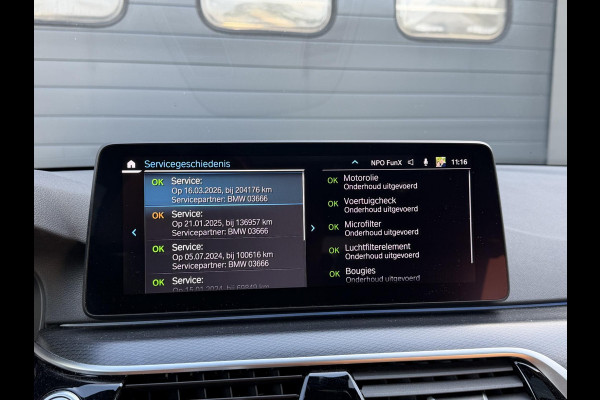 BMW 5 Serie Touring 530e M-Sport | Panoramadak | Camera | Head-Up Display | Elektrische Trekhaak | Elektrische Achterklep |